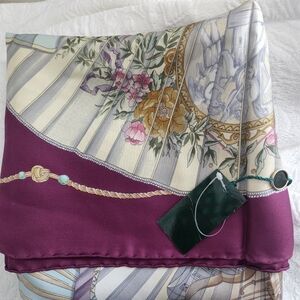 Gucci Elegant Multicolor Silk Scarf